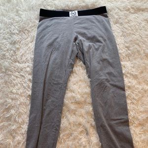 Cropped PINK gray leggings